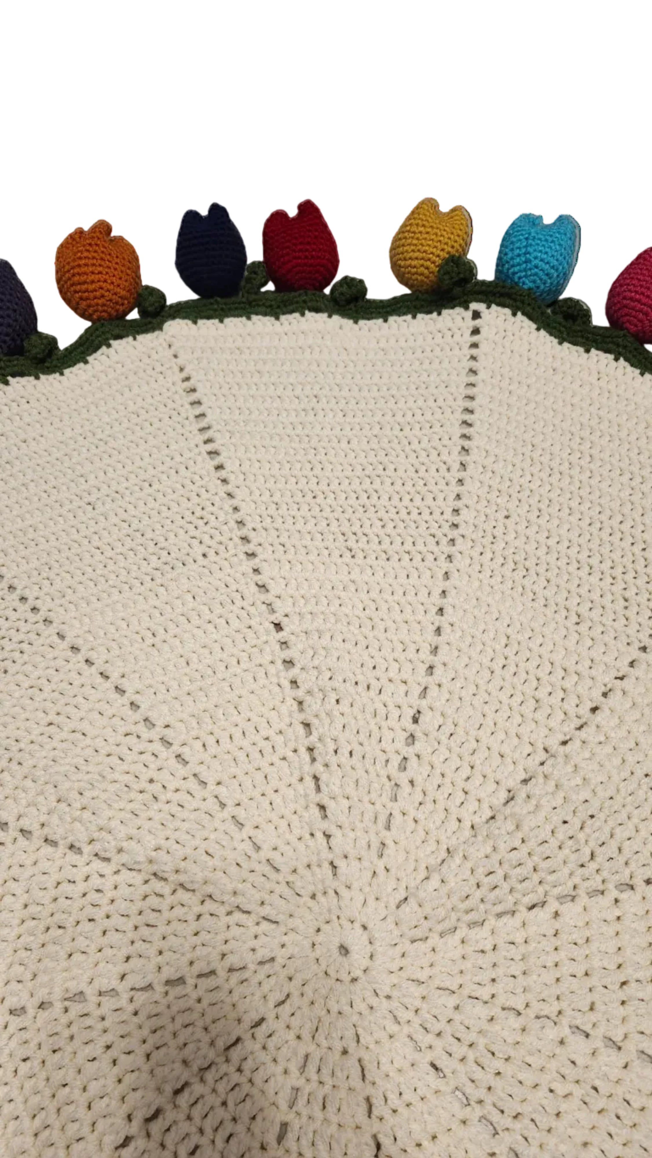 Small Tulips Bouquet Blanket